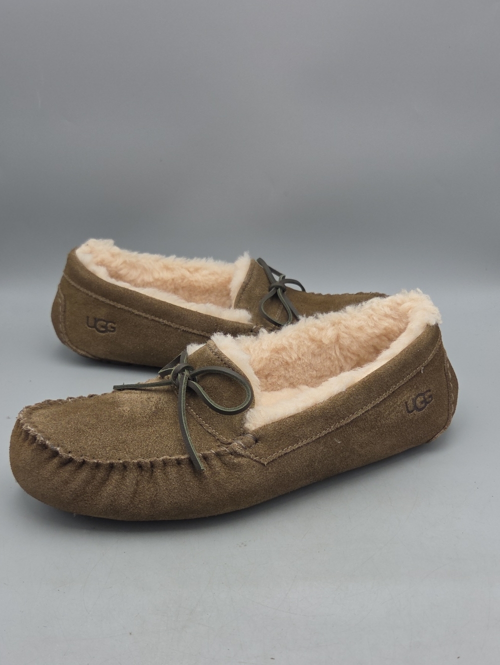 UGG MENS slippers Corvin Loafer Men 12 Shoes